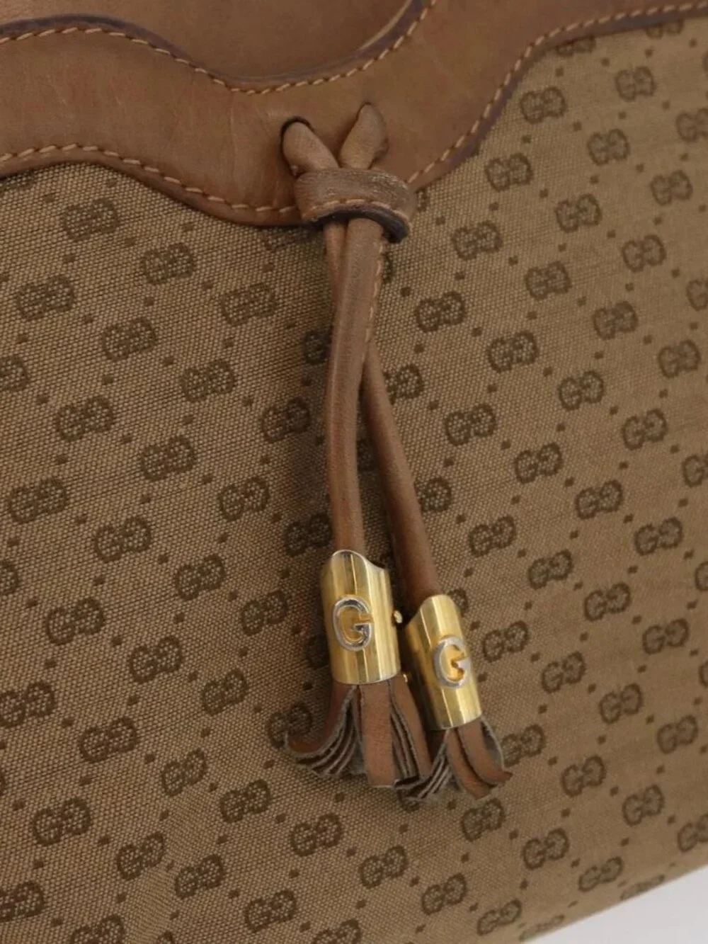 GUCCI Micro GG Supreme Shoulder Bag PVC Beige Gold Auth 175309